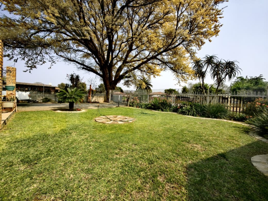 3 Bedroom Property for Sale in Oos Einde North West
